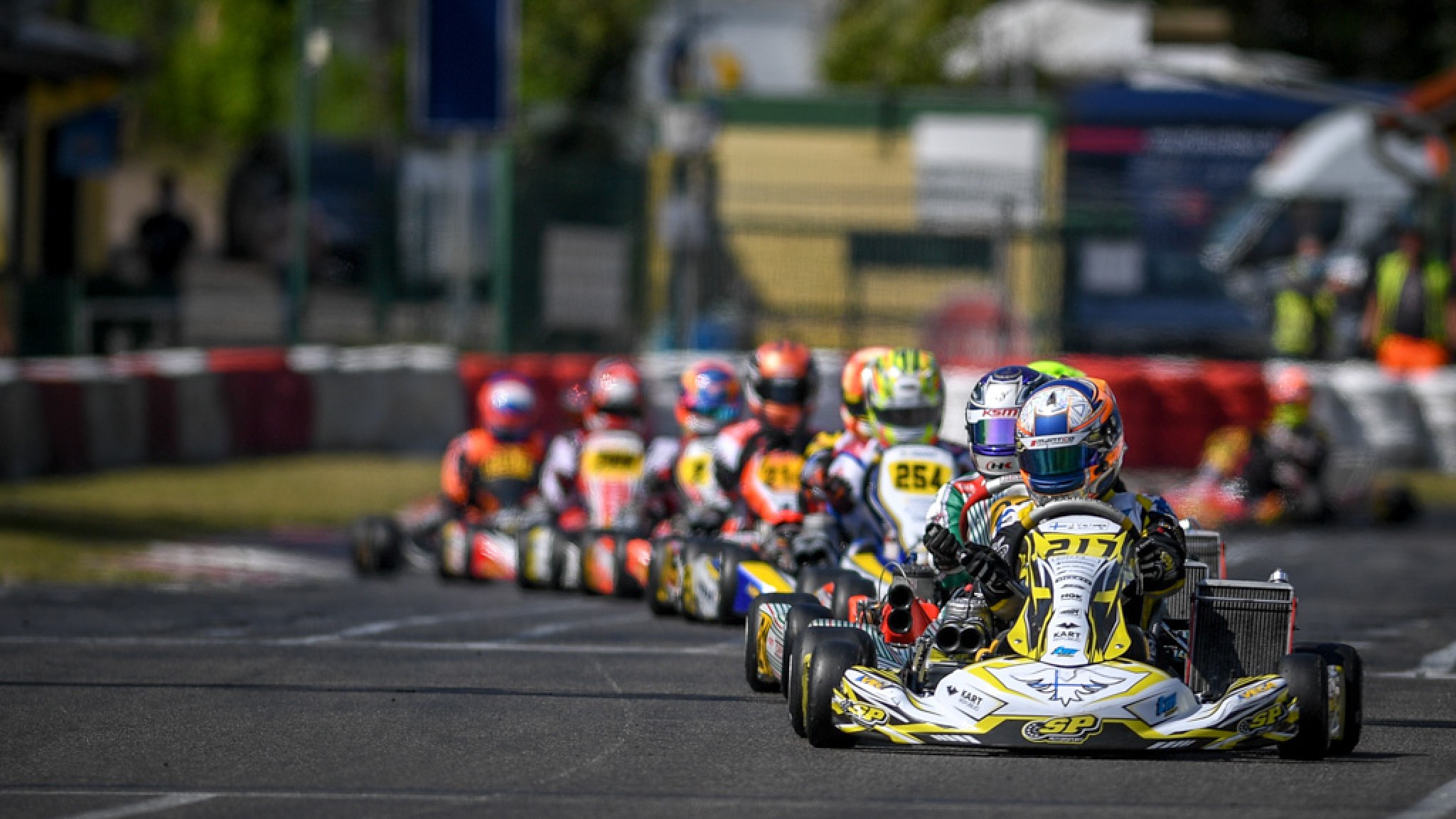 Juho Valtanen faehrt Rundenrekord in Kerpen