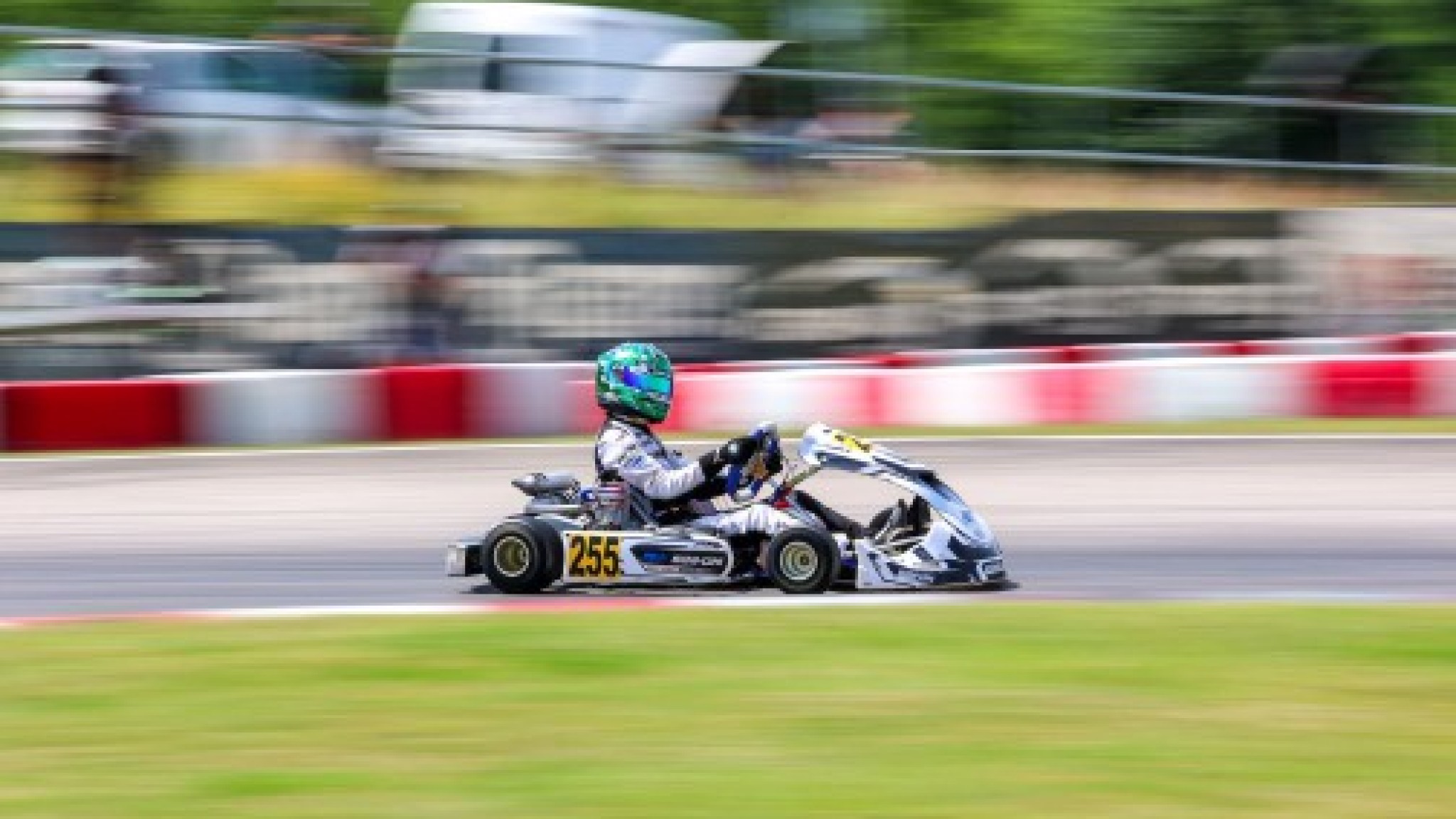 Muenchner Elia Weiss wird bester Deutscher in Wackersdorf FitMaxWzkzMCwzMzZd