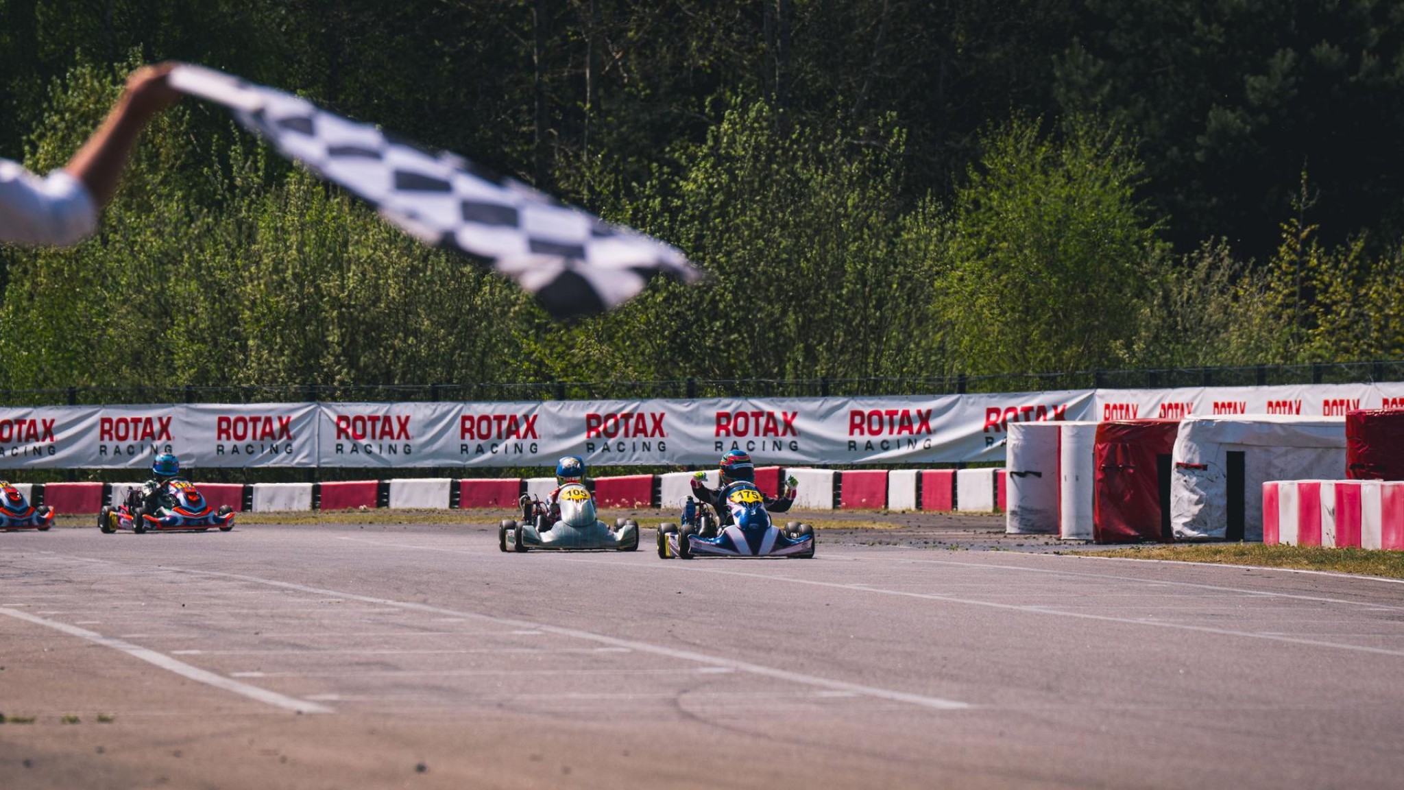 PRESS RMCET Sunday Wackersdorf Winner Mini MAX